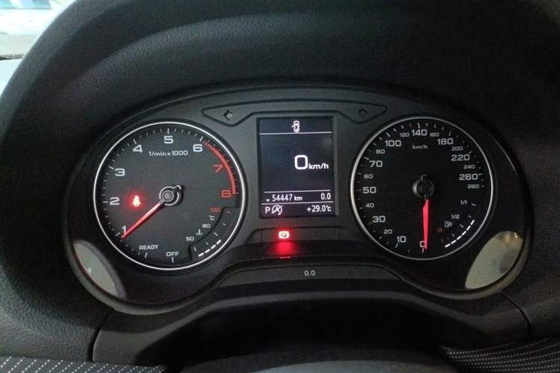 Used Audi Q2L 2020 35 TFSI Fashionable and Elegant Model Instrument Cluster