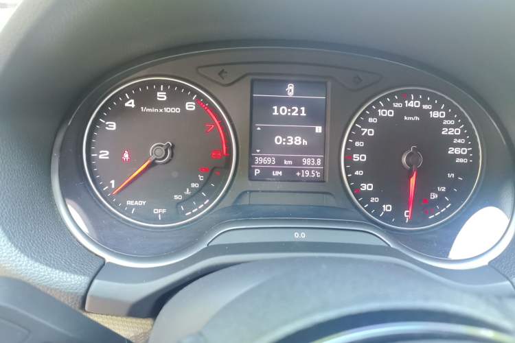 Used Audi Q2L 2020 35 TFSI Ambition Dynamic Edition Instrument Cluster