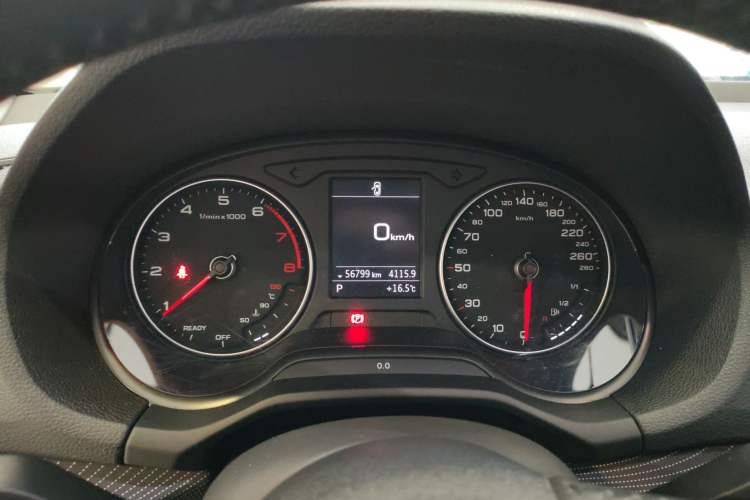 Used Audi Q2L 2020 35 TFSI Fashionable and Elegant Model Instrument Cluster