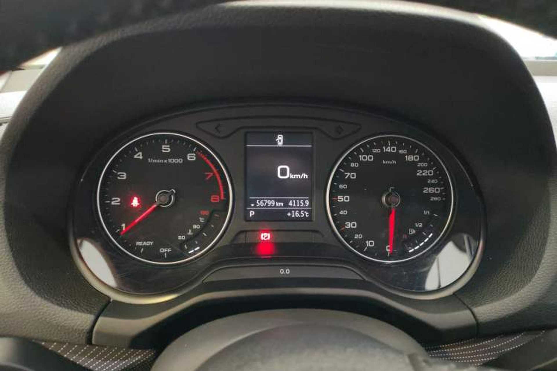 Used Audi Q2L 2020 35 TFSI Fashionable and Elegant Model Instrument Cluster