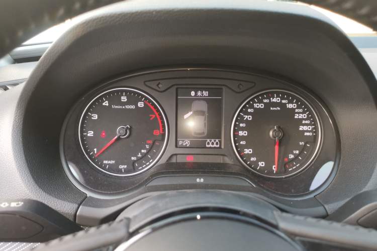 Used Audi Q2L 2020 35 TFSI Fashionable and Elegant Model Instrument Cluster