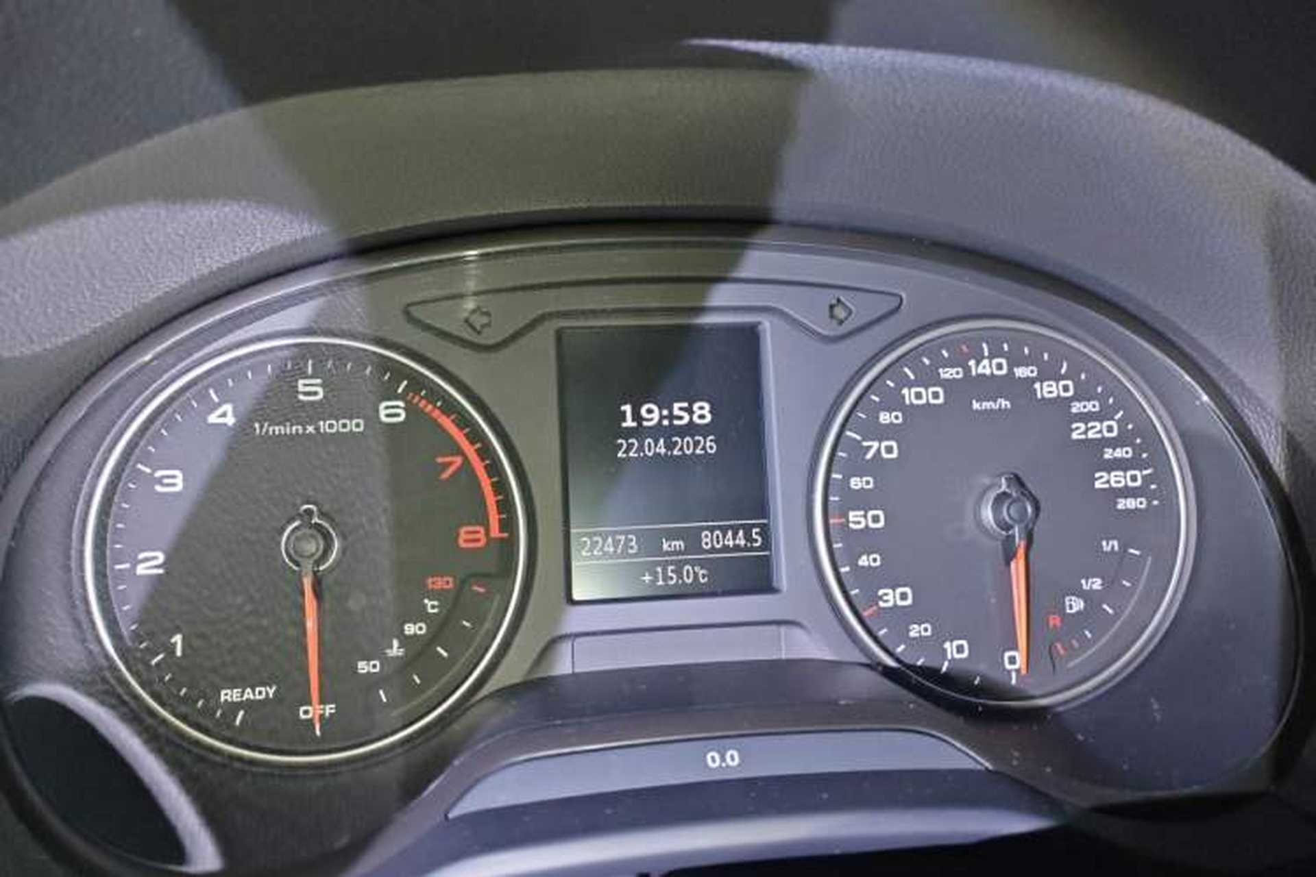 Used Audi Q2L 2020 35 TFSI Fashionable and Elegant Model Instrument Cluster