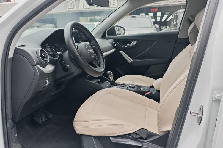 Used Audi Q2L 2020 35 TFSI Ambition Dynamic Edition Interior 4