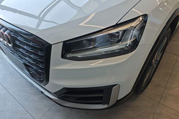 Used Audi Q2L 2020 35 TFSI Fashion Dynamic Model Left Front Headlight