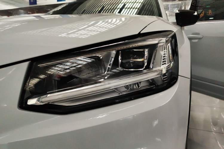 Used Audi Q2L 2020 35 TFSI Fashion Dynamic Model Left Front Headlight
