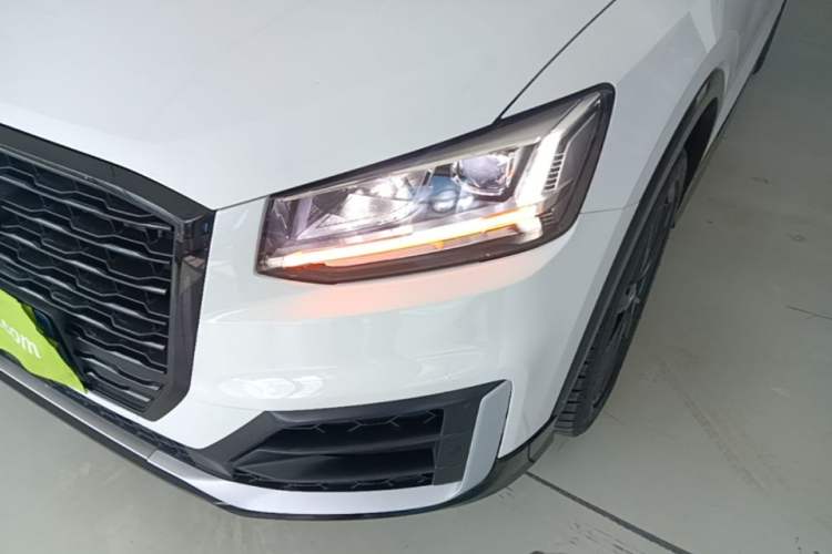 Used Audi Q2L 2020 35 TFSI Fashion Dynamic Model Left Front Headlight