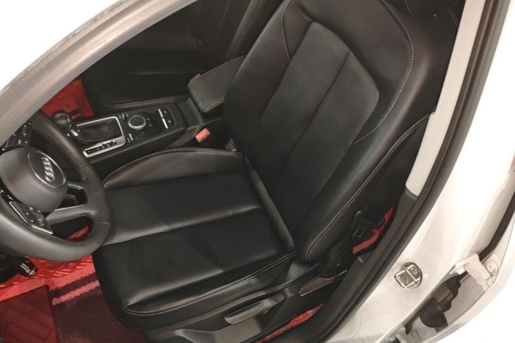 Used Audi Q2L 2020 35 TFSI Ambition Dynamic Edition Left Front Seat