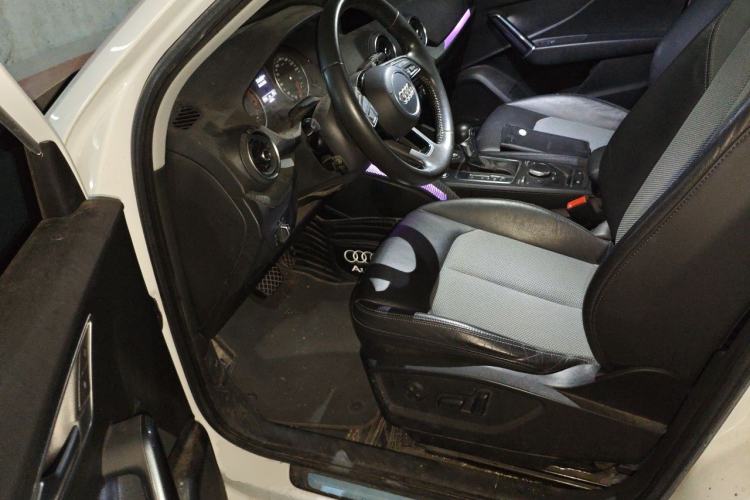Used Audi Q2L 2020 35 TFSI Fashionable and Elegant Model Left Front Seat