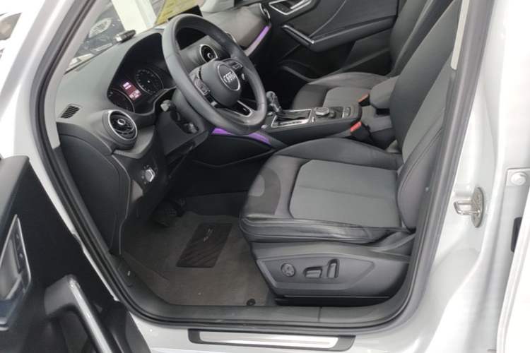 Used Audi Q2L 2020 35 TFSI Fashionable and Elegant Model Left Front Seat
