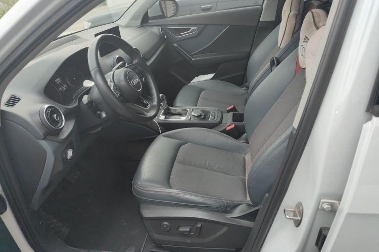 Used Audi Q2L 2020 35 TFSI Fashionable and Elegant Model Left Front Seat