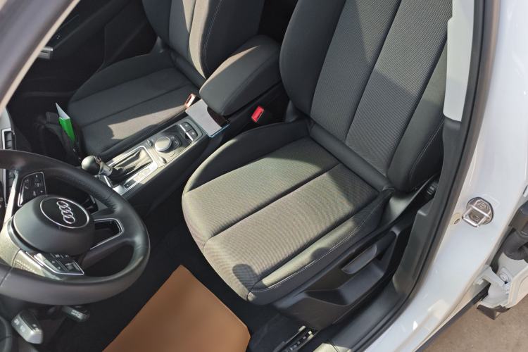 Used Audi Q2L 2020 35 TFSI Ambition Dynamic Edition Left Front Seat