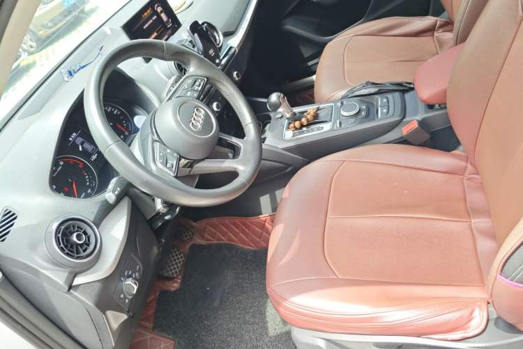 Used Audi Q2L 2020 35 TFSI Ambition Dynamic Edition Left Front Seat