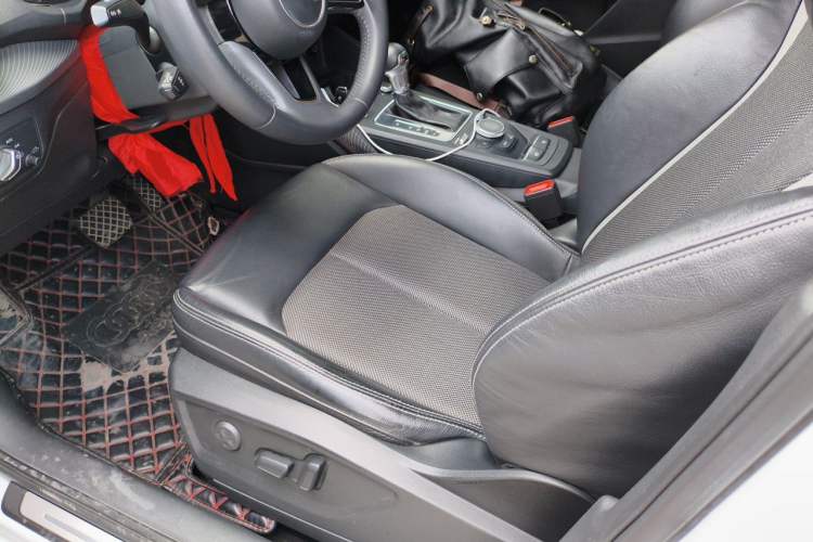 Used Audi Q2L 2020 35 TFSI Fashion Dynamic Model Left Front Seat