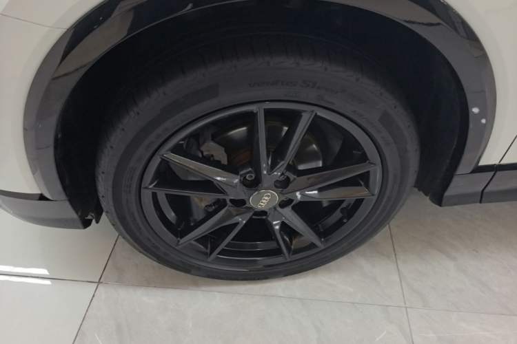 Used Audi Q2L 2020 35 TFSI Ambition Dynamic Edition Left Front Wheel Hub