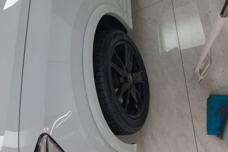 Used Audi Q2L 2020 35 TFSI Ambition Dynamic Edition Left Front Wheel Hub