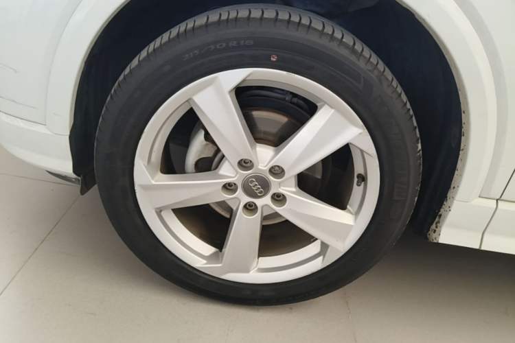 Used Audi Q2L 2020 35 TFSI Fashionable and Elegant Model Left Front Wheel Hub