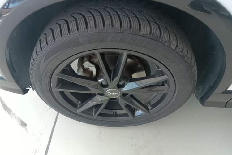 Used Audi Q2L 2020 35 TFSI Fashion Dynamic Model Left Front Wheel Hub
