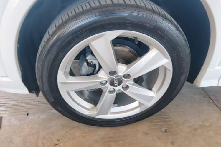 Used Audi Q2L 2020 35 TFSI Fashionable and Elegant Model Left Front Wheel Hub
