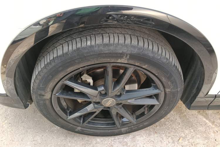Used Audi Q2L 2020 35 TFSI Ambition Dynamic Edition Left Front Wheel Hub