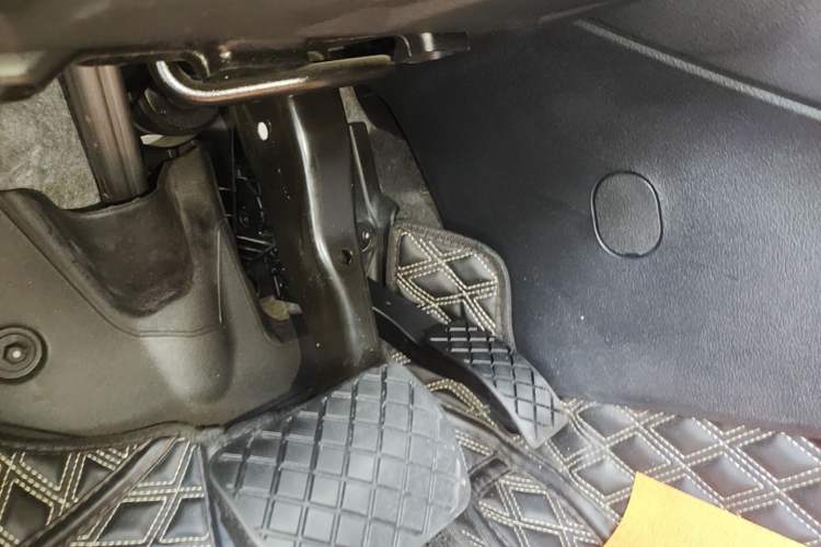 Used Audi Q2L 2020 35 TFSI Ambition Dynamic Edition Left Side Sill