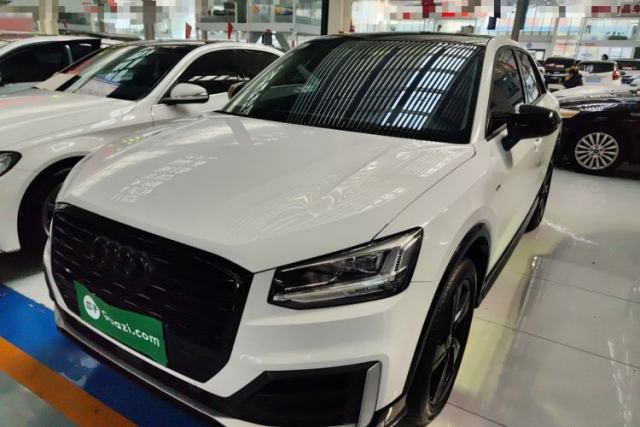 Ojetý Audi Q2L 2020 35 TFSI Fashion Dynamic Model