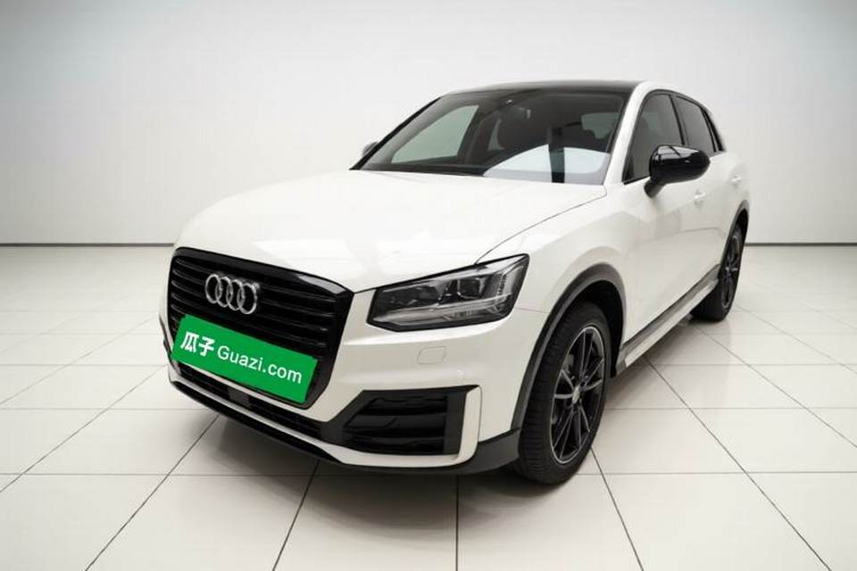 Audi Q2L 2020