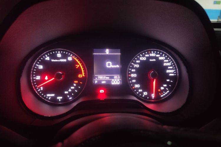 Used Audi Q2L 2020 35 TFSI Ambition Dynamic Edition Odometer Close Up