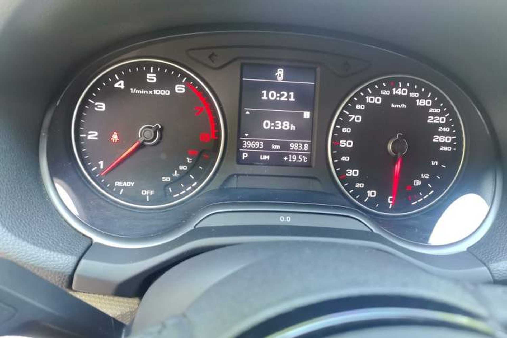 Used Audi Q2L 2020 35 TFSI Ambition Dynamic Edition Odometer Close Up