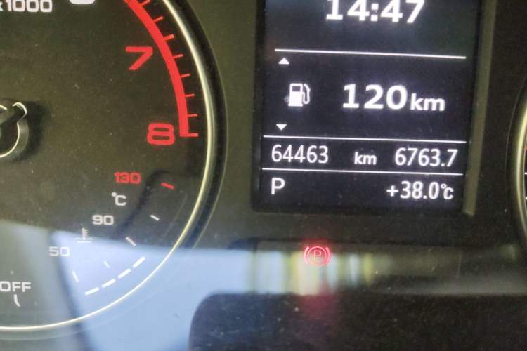 Used Audi Q2L 2020 35 TFSI Ambition Dynamic Edition Odometer Close Up