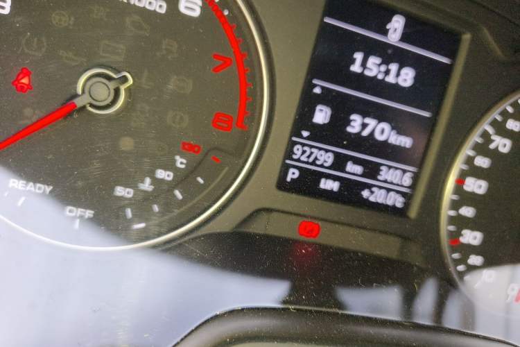 Used Audi Q2L 2020 35 TFSI Ambition Dynamic Edition Odometer Close Up