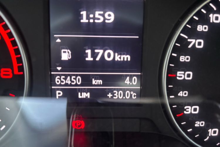 Used Audi Q2L 2020 35 TFSI Ambition Dynamic Edition Odometer Close Up