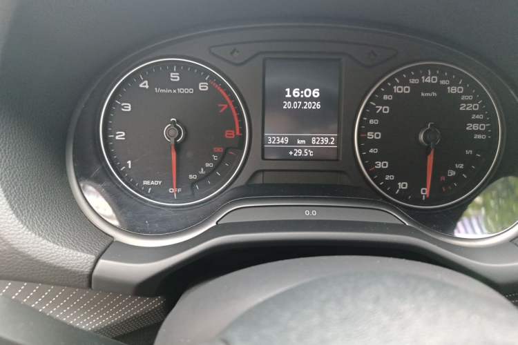 Used Audi Q2L 2020 35 TFSI Ambition Dynamic Edition Odometer Close Up