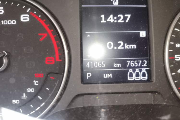 Used Audi Q2L 2020 35 TFSI Ambition Dynamic Edition Odometer Close Up