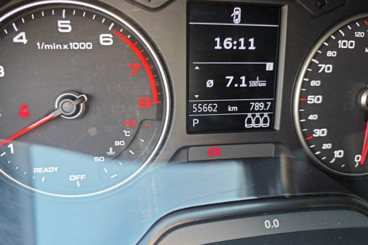 Used Audi Q2L 2020 35 TFSI Ambition Dynamic Edition Odometer Close Up