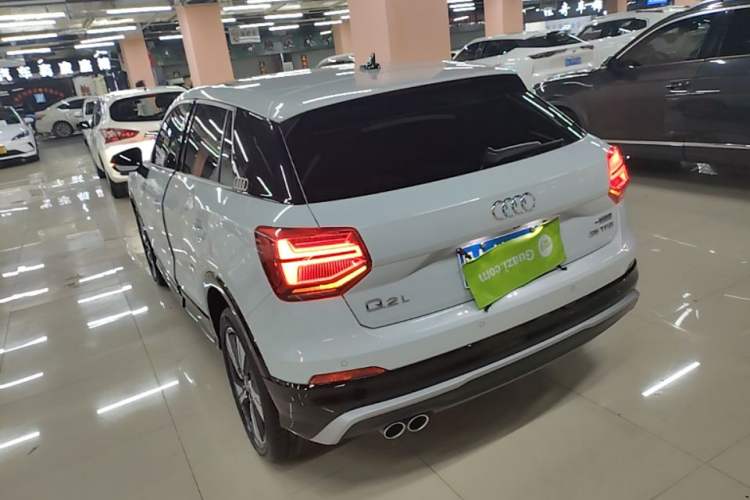 Used Audi Q2L 2020 35 TFSI Fashion Dynamic Model Rear Left 45 Deg