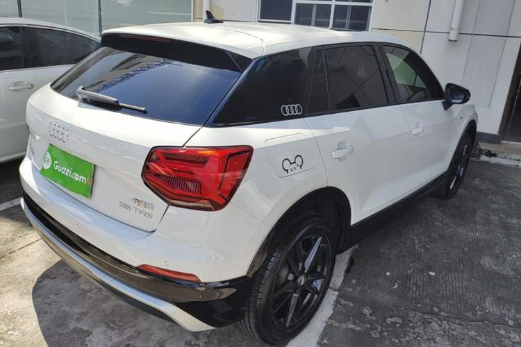 Used Audi Q2L 2020 35 TFSI Ambition Dynamic Edition Rear Right 45 Deg