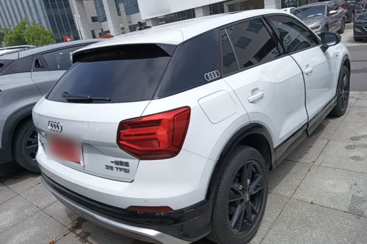 Used Audi Q2L 2020 35 TFSI Fashion Dynamic Model Rear Right 45 Deg