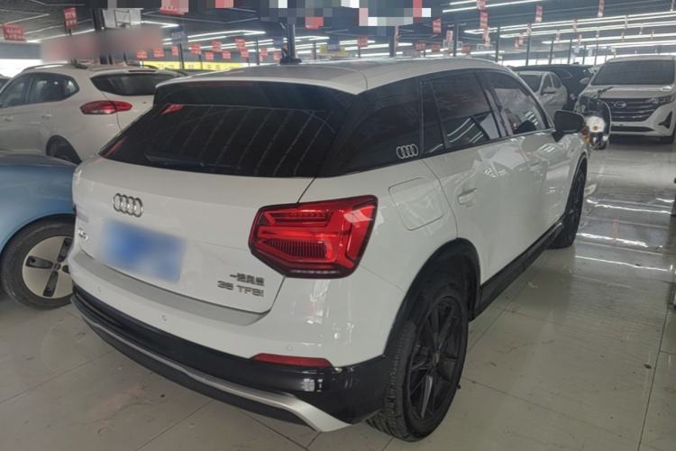 Used Audi Q2L 2020 35 TFSI Luxury Dynamic Edition Rear Right 45 Deg