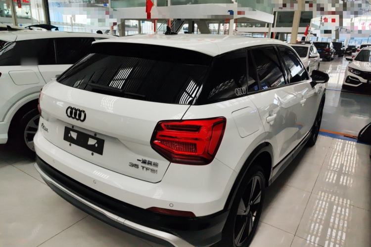 Used Audi Q2L 2020 35 TFSI Fashion Dynamic Model Rear Right 45 Deg