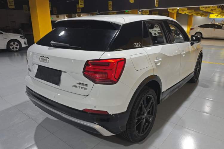 Used Audi Q2L 2020 35 TFSI Ambition Dynamic Edition Rear Right 45 Deg
