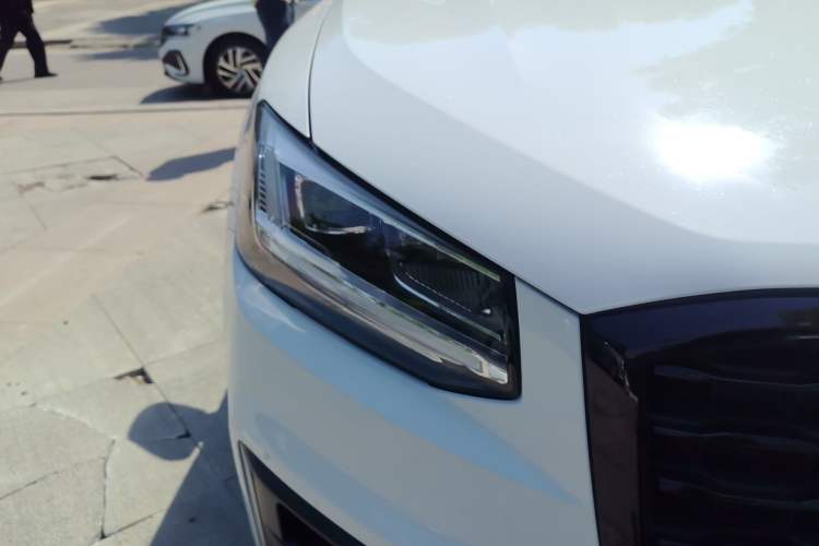 Used Audi Q2L 2020 35 TFSI Ambition Dynamic Edition Right Front Headlight