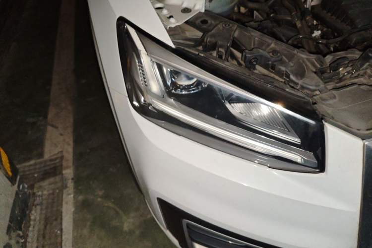 Used Audi Q2L 2020 35 TFSI Fashionable and Elegant Model Right Front Headlight