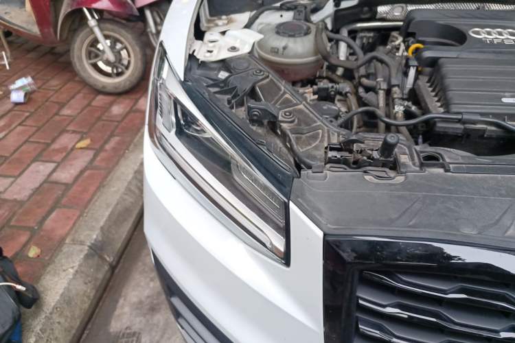 Used Audi Q2L 2020 35 TFSI Ambition Dynamic Edition Right Front Headlight