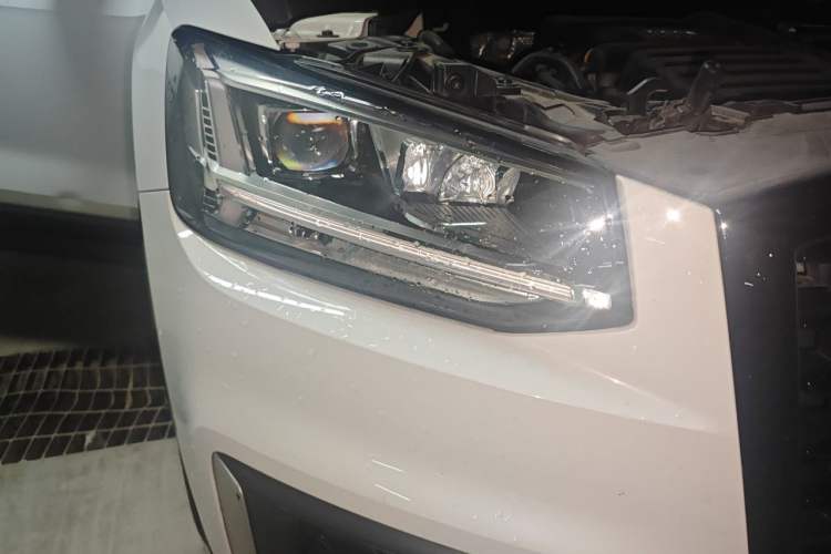 Used Audi Q2L 2020 35 TFSI Fashion Dynamic Model Right Front Headlight