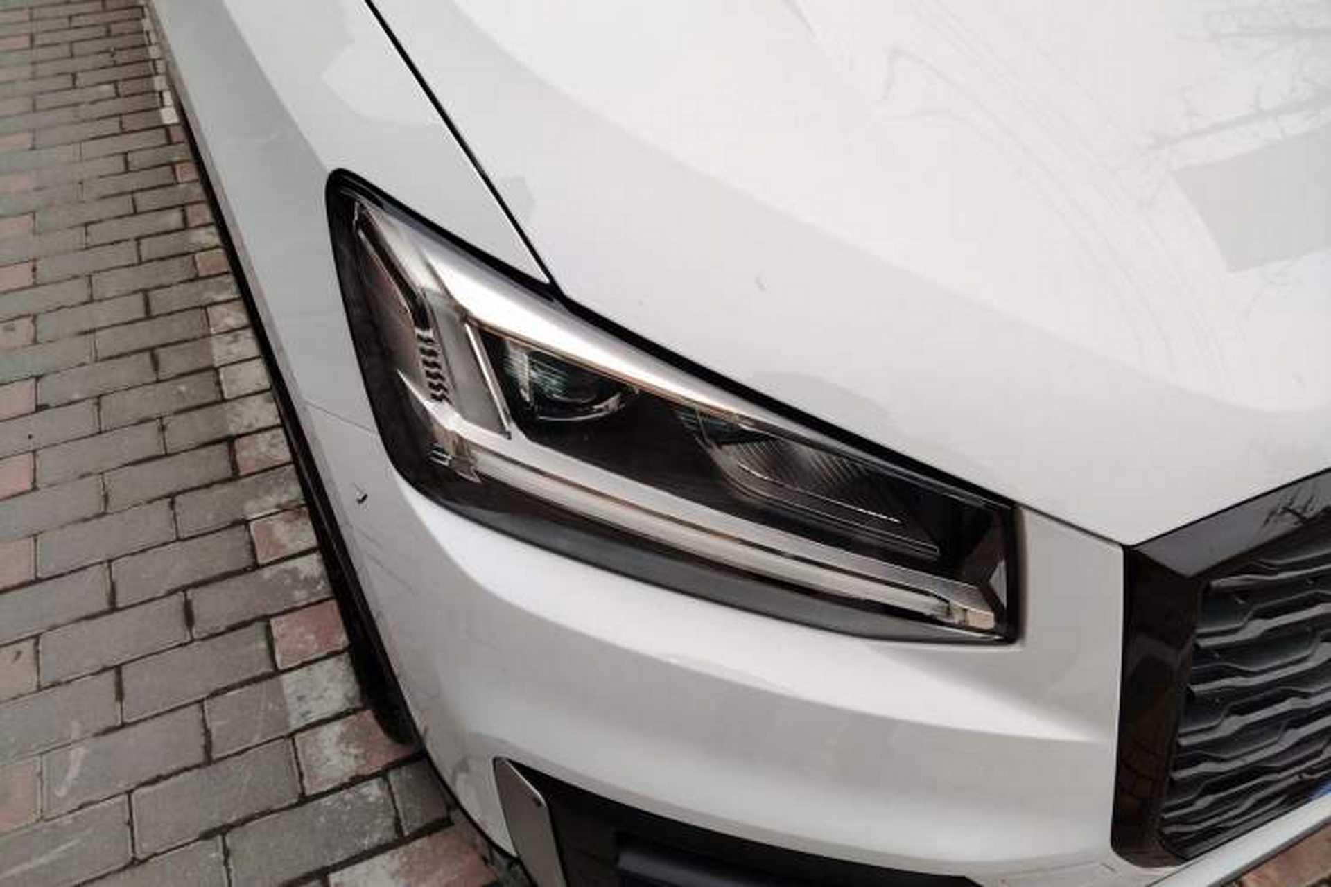 Used Audi Q2L 2020 35 TFSI Fashion Dynamic Model Right Front Headlight