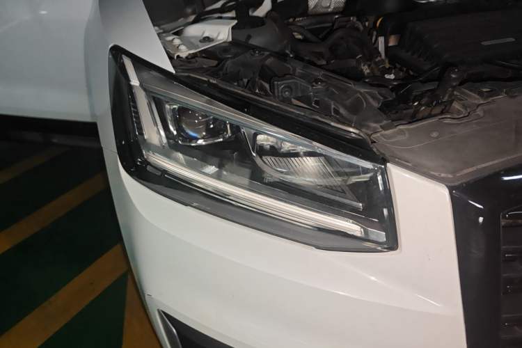 Used Audi Q2L 2020 35 TFSI Ambition Dynamic Edition Right Front Headlight