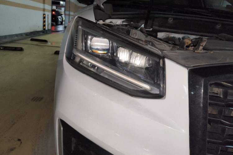 Used Audi Q2L 2020 35 TFSI Ambition Dynamic Edition Right Front Headlight