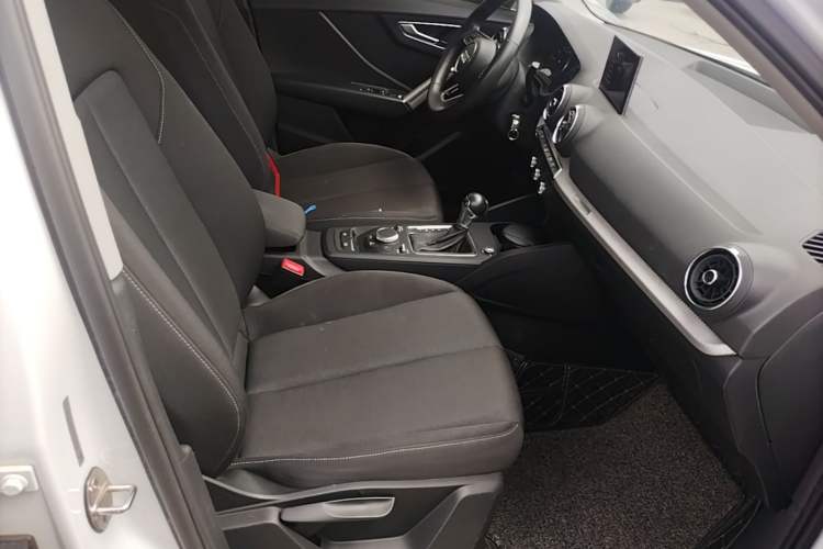 Used Audi Q2L 2020 35 TFSI Ambition Dynamic Edition Right Front Seat