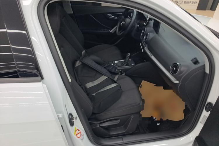 Used Audi Q2L 2020 35 TFSI Ambition Dynamic Edition Right Front Seat
