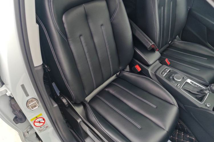 Used Audi Q2L 2020 35 TFSI Ambition Dynamic Edition Right Front Seat